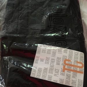 Brand new with tags tc black leggings